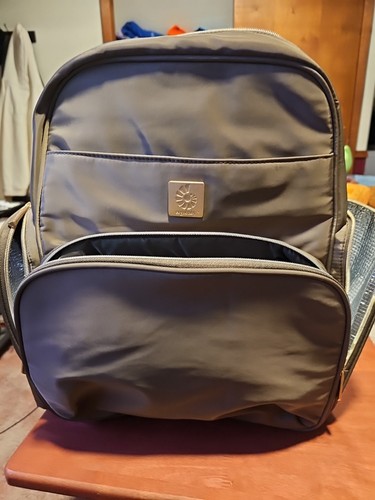Ergobaby anywhere diaper - i, go